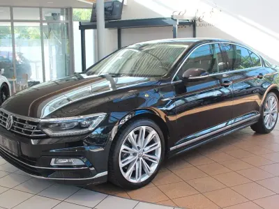 Gebraucht VW Passat Highline 239 PS (175 kW) 2016 Schwarz Limousine