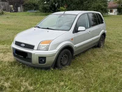 Gebraucht Ford Fusion 101 PS (74 kW) 2009 Kleinwagen