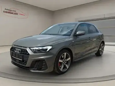 Usata Audi A1 S-Line 150 CV (110 kW) 2020 Grigio SUV