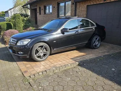 Gebraucht Mercedes 250 Edition 204 PS (150 kW) 2010 Schwarz Limousine