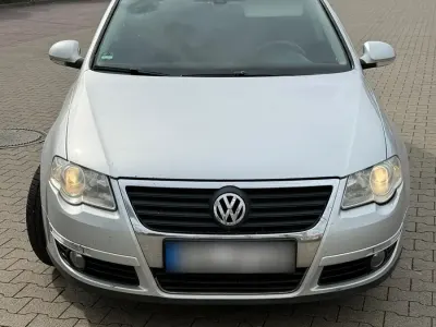 Gebraucht VW Passat 140 PS (102 kW) 2009 Silber Kombi