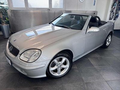 Usata Mercedes SLK320 218 CV (160 kW) 2002 Argento Cabrio