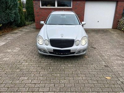 Mercedes E200