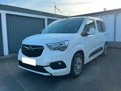 Gebraucht Opel Combo Life Edition 131 PS (96 kW) 2020 Weiß Van / Kleinbus