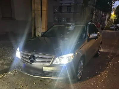 Gebraucht Mercedes C200 184 PS (135 kW) 2007 Grau Limousine