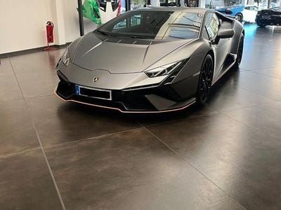 Gebraucht Lamborghini Huracán 640 PS (470 kW) 2023 Orange Coupé