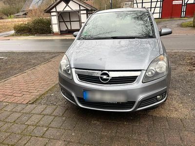 Gebraucht Opel Zafira 140 PS (102 kW) 2007 Silber Van / Kleinbus