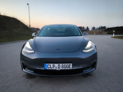 Gebraucht Tesla Model 3 324 kW (441 PS) 2019 Grau Limousine