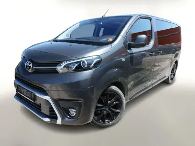 Gebraucht Toyota Proace Verso Executive 177 PS (130 kW) 2024 Grau metallic Kombi