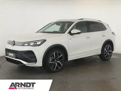 Gebraucht VW Tiguan R-line 193 PS (141 kW) 2025 Oryxweiß perlmutteffekt SUV