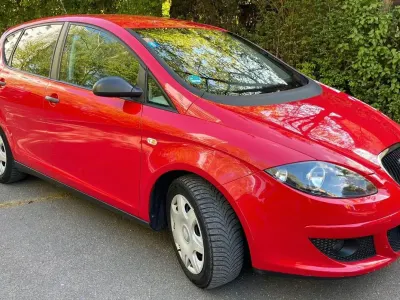 Gebraucht Seat Altea Reference 102 PS (75 kW) 2007 Rot Van / Kleinbus