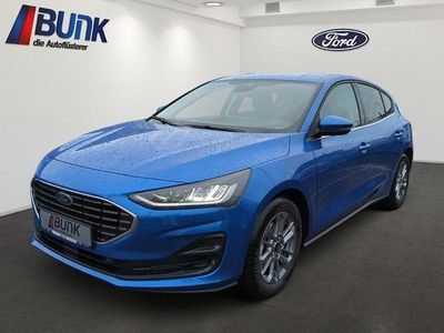 Gebraucht Ford Focus Titanium 125 PS (91 kW) 2024 Desert island blue m Limousine
