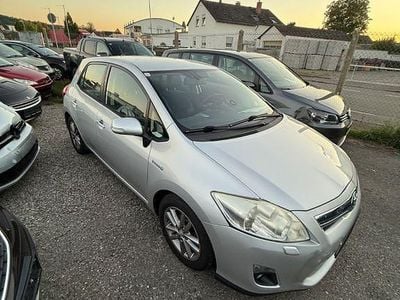 Toyota Auris Hybrid
