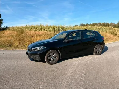Gebraucht BMW 118 Advantage 140 PS (102 kW) 2021 Schwarz Limousine