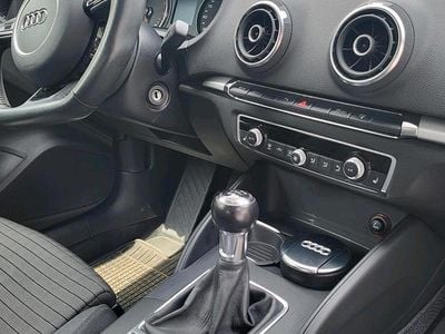 Gebraucht Audi A3 125 PS (91 kW) 2016 Schwarz Coupé