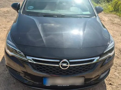 Gebraucht Opel Astra 125 PS (91 kW) 2016 Schwarz Limousine