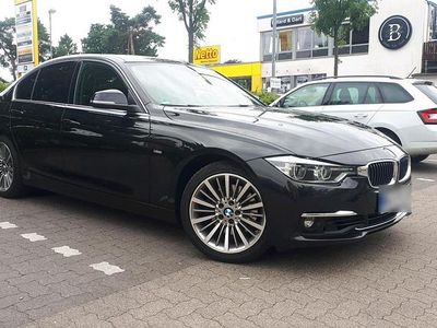 Gebraucht BMW 330 258 PS (189 kW) 2017 Schwarz Limousine