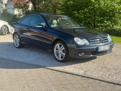 Gebraucht Mercedes CLK220 150 PS (110 kW) 2006 Grün Coupé
