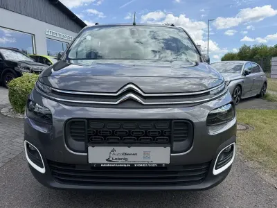 Gebraucht Citroën Berlingo Feel 131 PS (96 kW) 2019 Grau Van / Kleinbus
