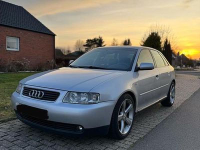 Gebraucht Audi A3 105 PS (77 kW) 2003 Silber Kleinwagen