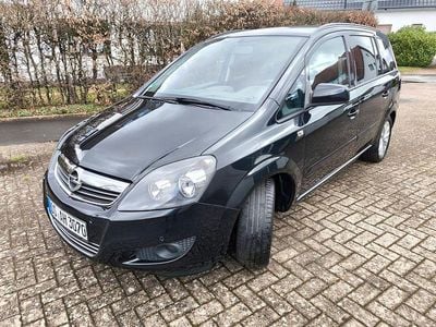 Gebraucht Opel Zafira Family 140 PS (102 kW) 2014 Schwarz Van / Kleinbus