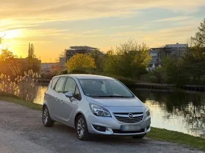 Brugt Opel Meriva Edition 140 HK (102 kW) 2015 Sølv MPV