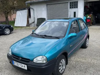 Używany Opel Corsa 45 KM (33 kW) 1993 Hatchback