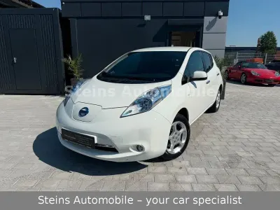 Gebraucht Nissan Leaf Acenta 80 kW (109 PS) 2016 Weiß Kleinwagen
