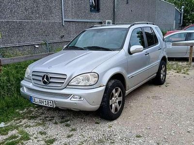 Mercedes ML270