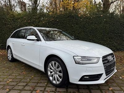 Weiß Gebraucht 2012 Audi A4 Kombi | 10.970 € (Fairer Preis)
