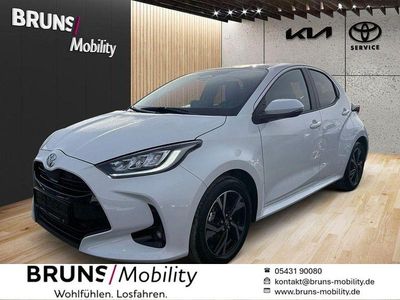 Neu Toyota Yaris Hybrid Comfort 116 PS (85 kW) 2026 Weiß Limousine