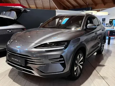 Nowe BYD Seal U Boost 218 KM (160 kW) 2026 Szary SUV