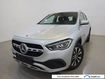 Gebraucht Mercedes GLA200 150 PS (110 kW) 2022 Silber SUV