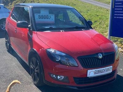 Gebraucht Skoda Fabia Ambiente 86 PS (63 kW) 2011 Rot Limousine