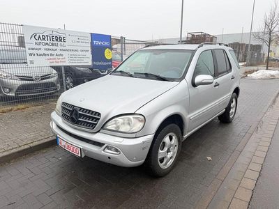 Gebraucht Mercedes ML320 218 PS (160 kW) 2001 Silber SUV