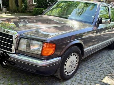 Second-hand Mercedes E420 224 CP (164 kW) 1990 Berlinǎ