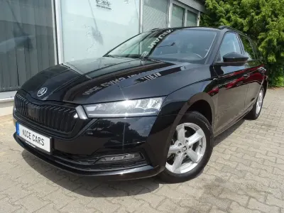 Gebraucht Skoda Octavia Ambition 150 PS (110 kW) 2023 Cerna magic/black magic Kombi