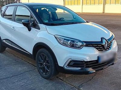 Weiß Gebraucht 2019 Renault Captur LIMITED SUV | 11.850 € (Guter Preis)