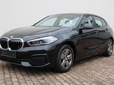 Schwarz Gebraucht 2023 BMW 118 Advantage Kleinwagen | 20.999 € (Fairer Preis)