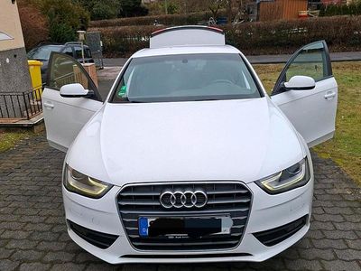 Gebraucht Audi A4 Attraction 204 PS (150 kW) 2014 Weiß Limousine