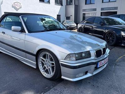 BMW 320 Cabriolet
