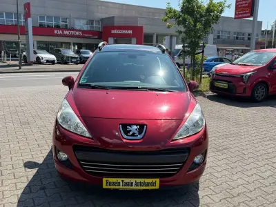 Gebraucht Peugeot 207 Premium 120 PS (88 kW) 2010 Rot Kombi