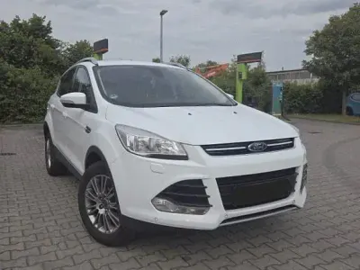Gebraucht Ford Kuga Titanium 150 PS (110 kW) 2014 Weiß SUV