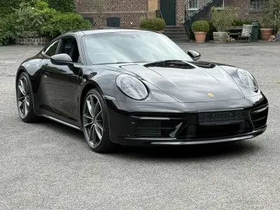 Gebraucht Porsche 911 Carrera Chrono 385 PS (283 kW) 2022 Schwarz Coupé