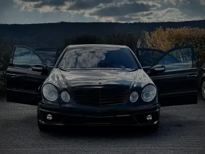 Gebraucht Mercedes E500 306 PS (225 kW) 2002 Limousine