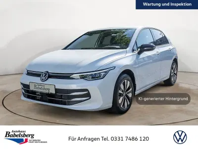 Gebraucht VW Golf VIII 150 PS (110 kW) 2025 Weiß Limousine