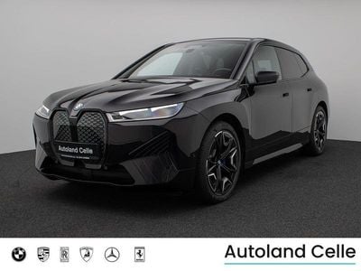 Saphirschwarz metallic475schwarz Gebraucht 2023 BMW iX Sport Line SUV | 46.499 € (Guter Preis)