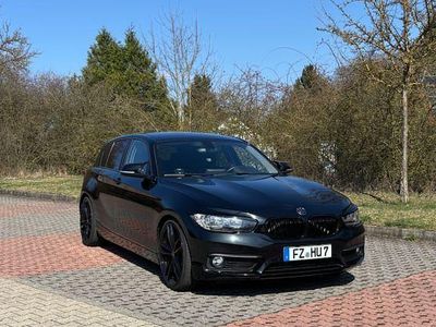 Gebraucht BMW 116 Advantage 109 PS (80 kW) 2017 Schwarz Kleinwagen