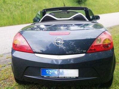 Gebraucht Opel Tigra Design Edition 125 PS (91 kW) 2007 Blau Cabrio