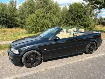 Gebraucht BMW 330 Cabriolet 231 PS (169 kW) 2002 Schwarz Cabrio